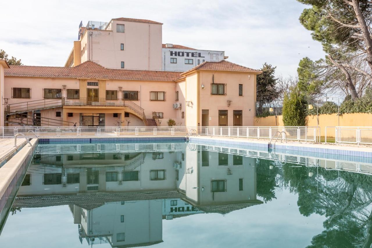 Crisol Regio Hotel Santa Marta de Tormes Kültér fotó