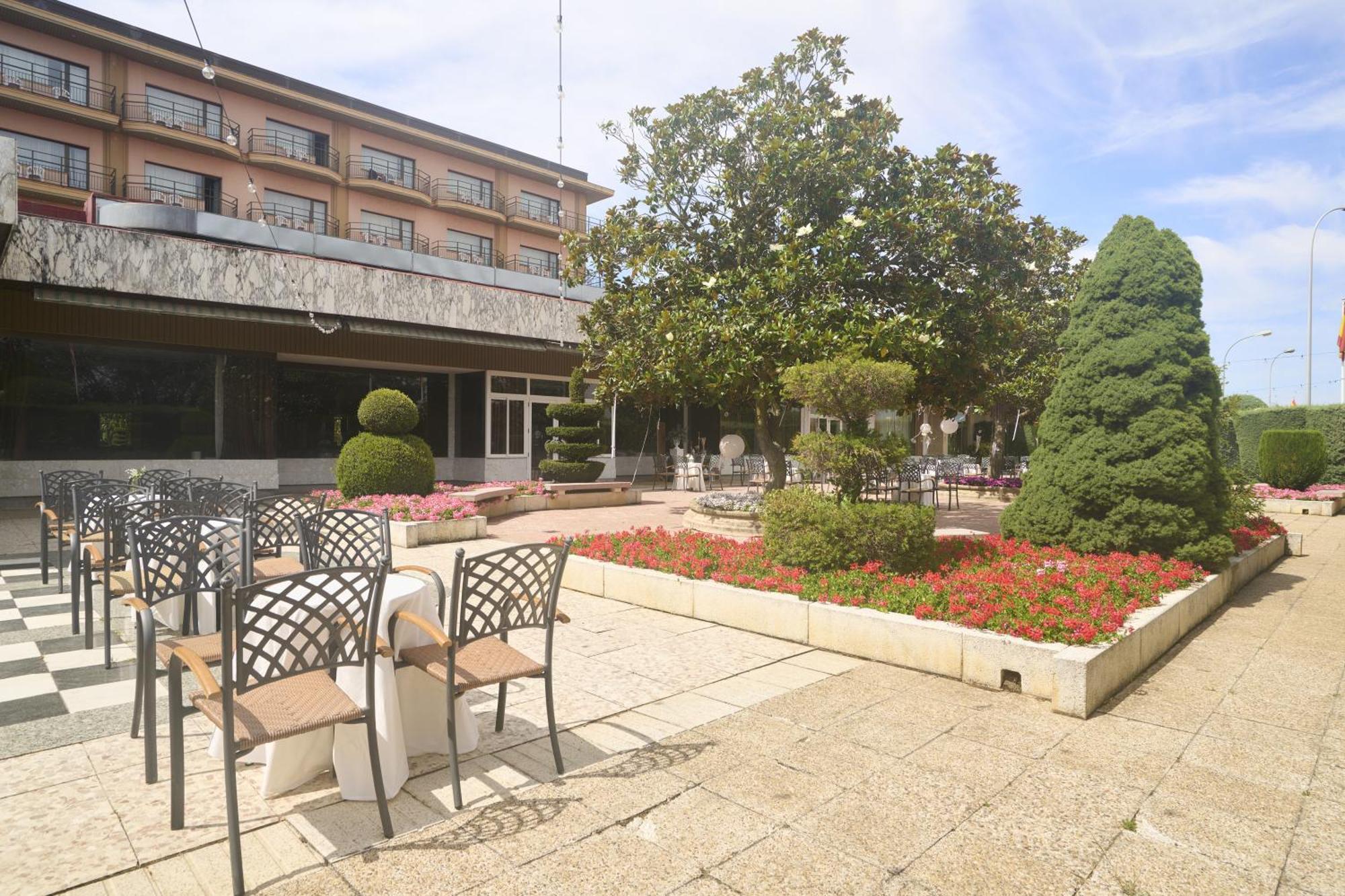 Crisol Regio Hotel Santa Marta de Tormes Kültér fotó